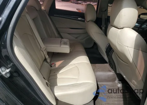 2017 Buick Lacrosse Premium z USA, uszkodzony, nr VIN 1G4ZR5SS0HU189578